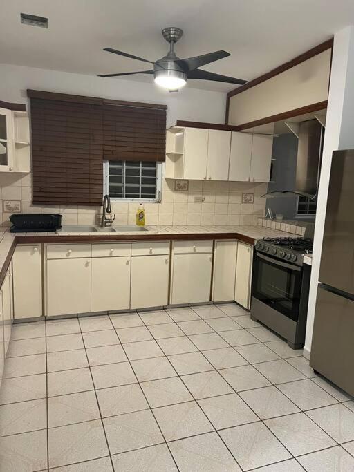 Mayaguez Spacious 3 Bedroom Villa ภายนอก รูปภาพ